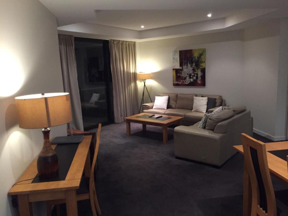 Grand Mercure Allegra Hervey Bay Extérieur photo Living room of a two-bedroom apartment