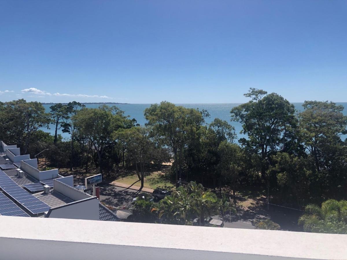 Grand Mercure Allegra Hervey Bay Extérieur photo View of Moreton Bay from the University of Queensland St Lucia campus