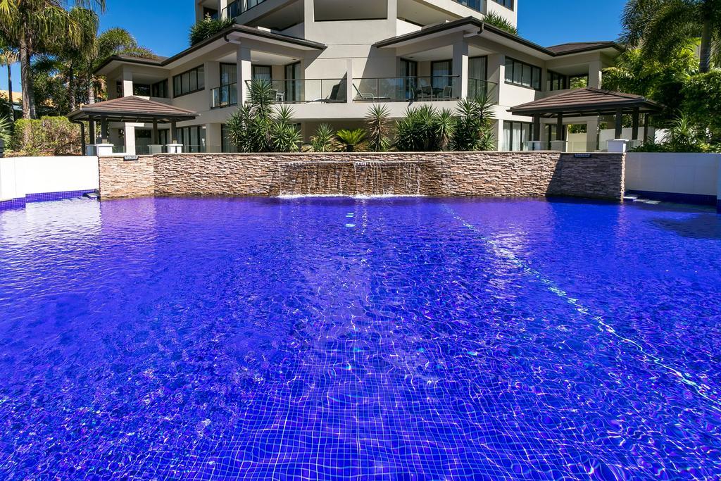 Grand Mercure Allegra Hervey Bay Extérieur photo The pool at the Sheraton Resort