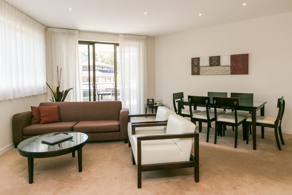 Grand Mercure Allegra Hervey Bay Extérieur photo A living room