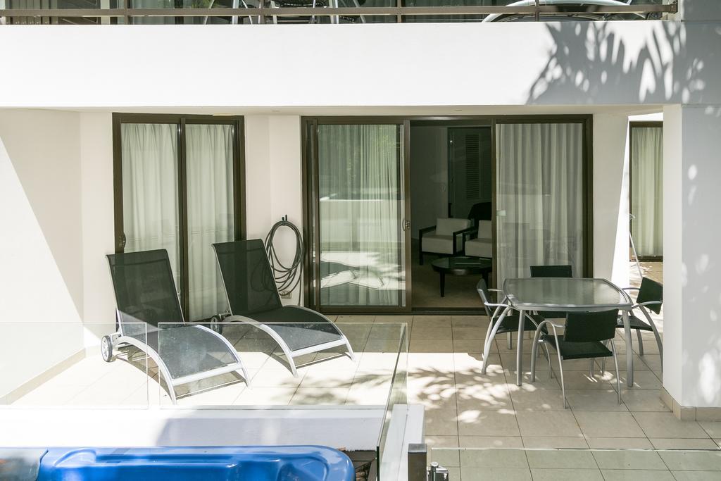 Grand Mercure Allegra Hervey Bay Extérieur photo A balcony