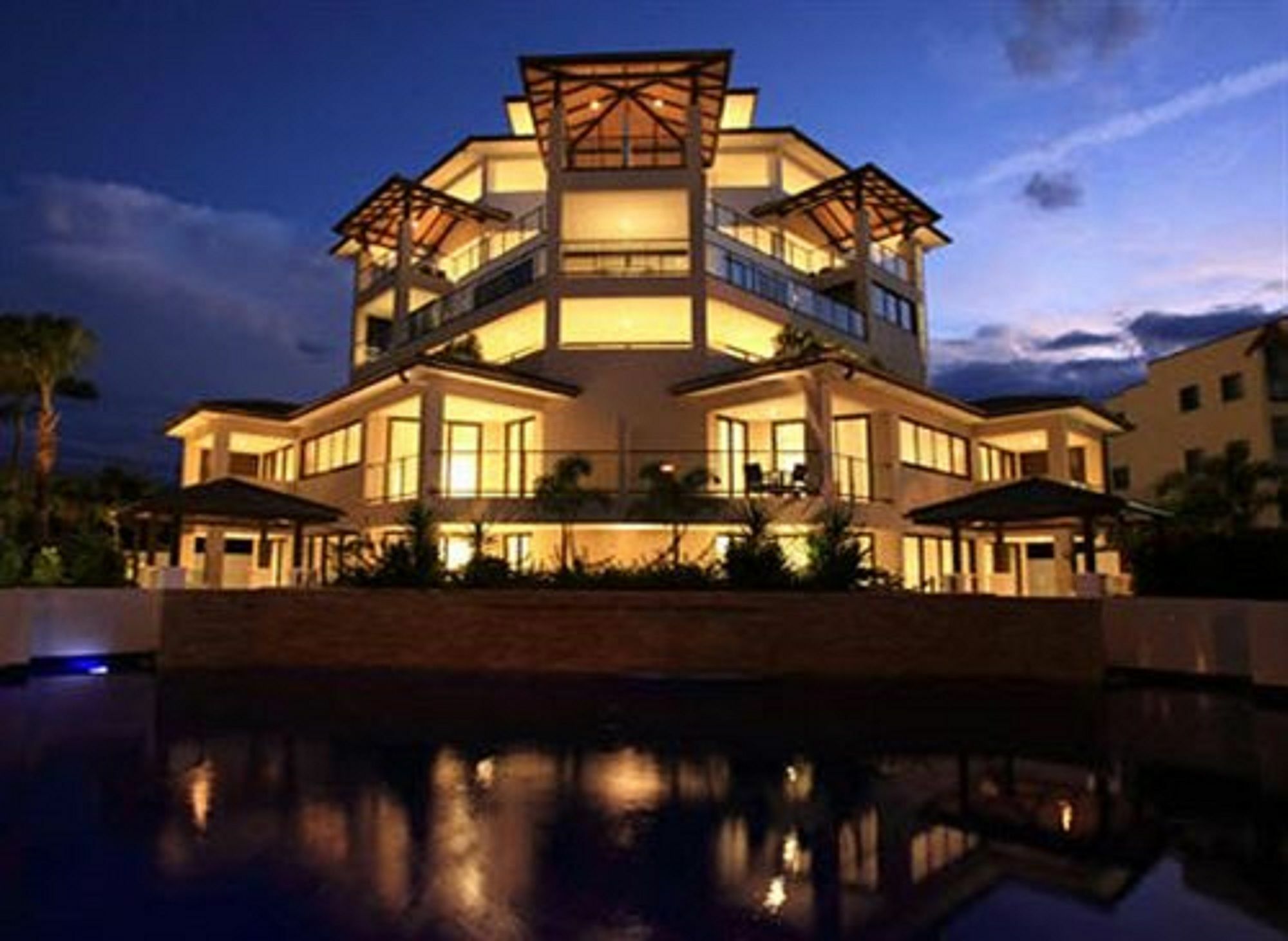 Grand Mercure Allegra Hervey Bay Extérieur photo The Royal