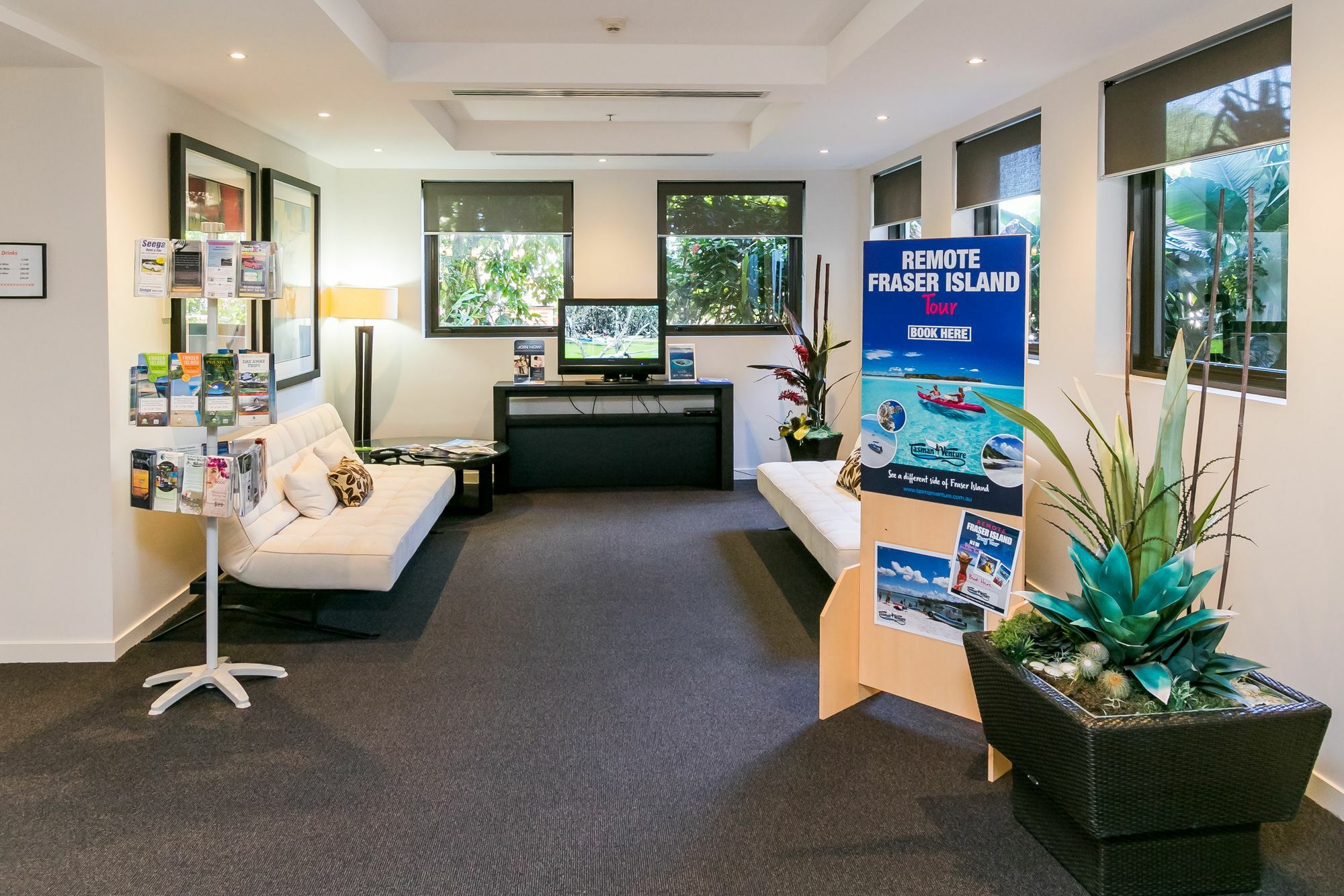 Grand Mercure Allegra Hervey Bay Extérieur photo Fraser Island Visitor Centre